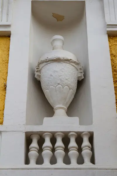 Elemento de ornamento na fachada — Fotografia de Stock