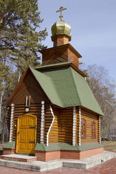 Wooden church in Holy Assumption Monastery in the city of Krasnoyarsk — Stock Photo, Image