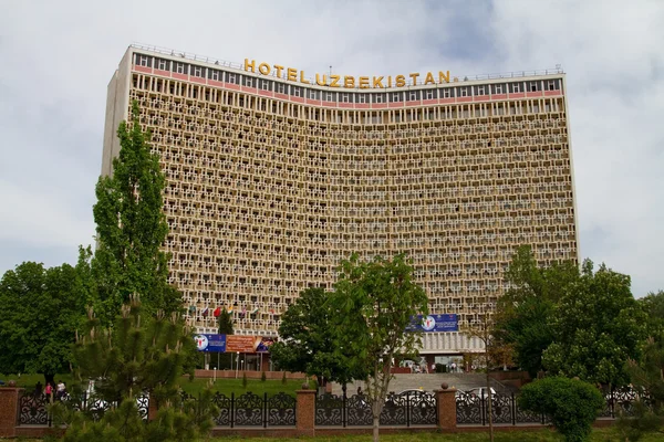 Hotel "uzbekistan" i Tasjkent — Stockfoto