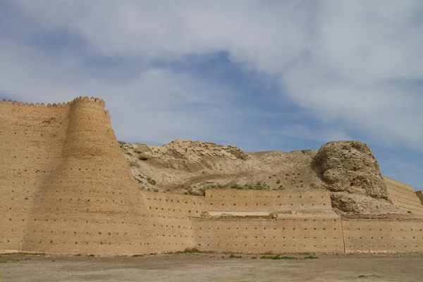 Mauer der antiken Festungsarche in Buchara, Usbekistan — Stockfoto