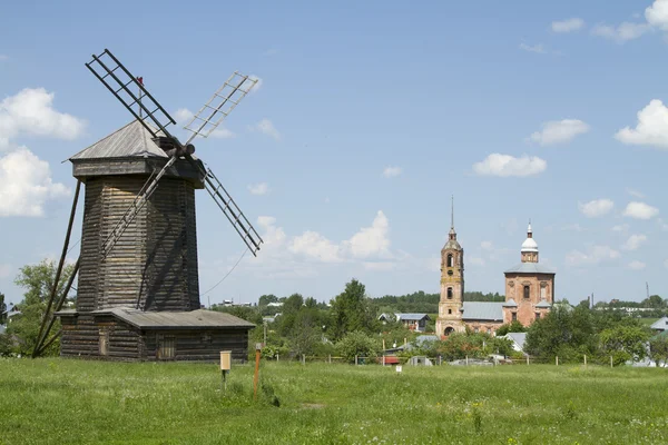 Régi fa szélmalom, Suzdal, Oroszország — Stock Fotó