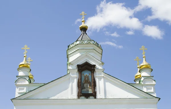 Brány kostela v klášteře v městě Nižnij novgorod — Stock fotografie