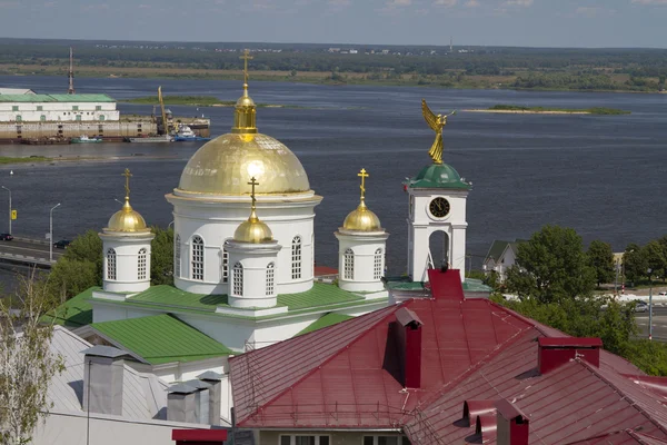 Alekseevskaya church on the territory of Blagoveshchenskij Monastery in Nizhny Novgorod — Stock Photo, Image