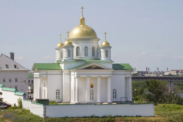 Alekseevskaya kerk op het grondgebied van het blagoveshchenskij klooster in Nizjni novgorod — Stockfoto