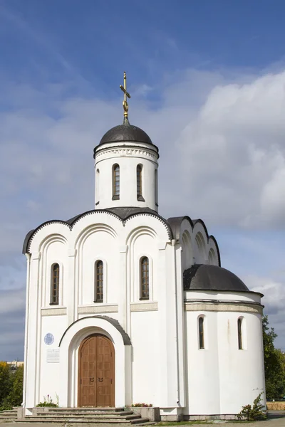 Capilla ortodoxa en la ciudad de Tver — Foto de Stock