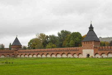 tula Kremlin'in tuğla duvar ve Muhafız Kulesi