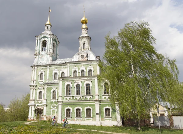 Nikitskaja Kirche in Wladimir vor dem Sturm — Stockfoto