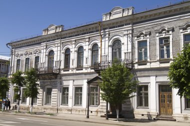 sizran, Rusya Federasyonu - 25 Mayıs: sovetskaya sokak üzerinde 25 Nisan 2014 yılında sizran eski bina.