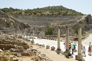 Antik şehir, modern Türkiye toprakları üzerinde yer alan Efes harabeleri