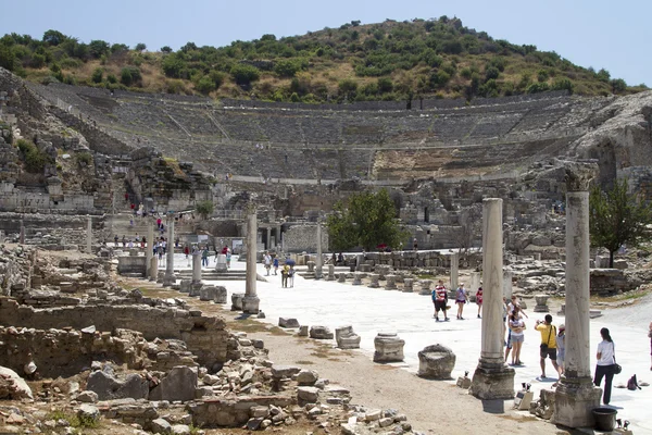 As ruínas da antiga cidade de Éfeso, localizada no território da Turquia moderna — Fotografia de Stock