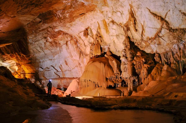 Caverna — Fotografia de Stock