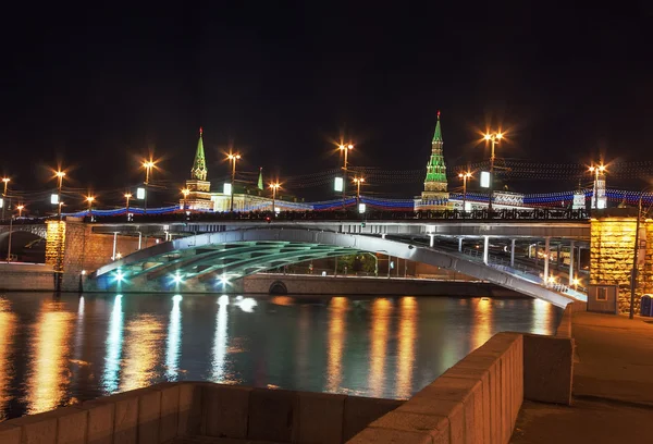 Bolshoy kamenny γέφυρα και Μόσχα Κρεμλίνο, Ρωσία — Φωτογραφία Αρχείου