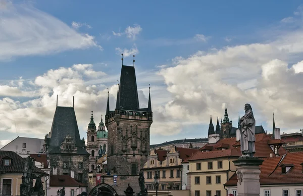 Charles Köprüsü ve Prag — Stok fotoğraf