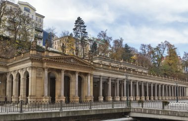 değirmen colonnade, karlovy vary
