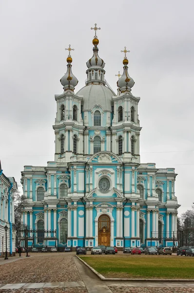 スモーリヌイ大聖堂, サンクトペテルブルク, ロシア — ストック写真