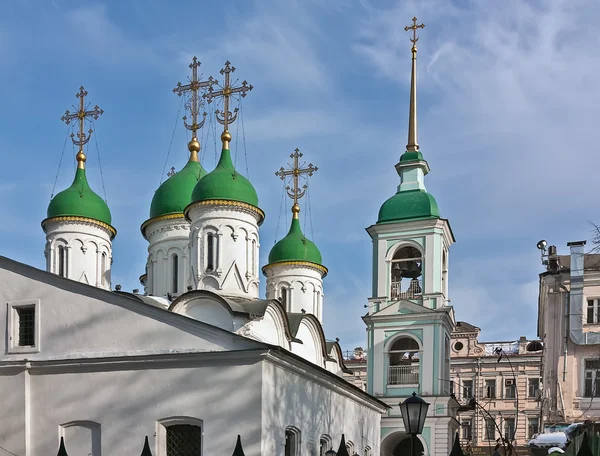 Kerk van de Heilige Drievuldigheid in iPhonie, Moskou, Rusland — Stockfoto