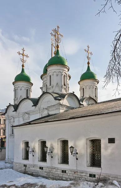 Kyrkan av den heliga treenigheten i listy, Moskva, Ryssland — Stockfoto