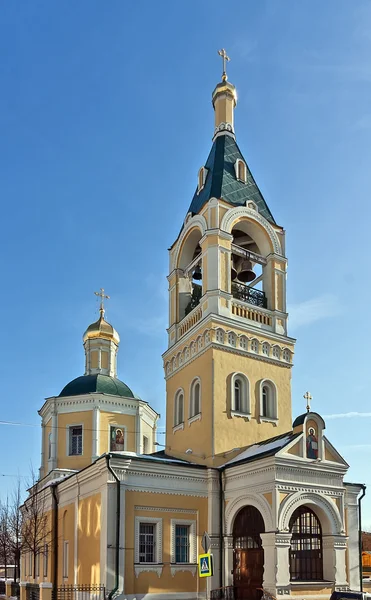 Kerk van de profeet Elia in de obydensky alley, Moskou, rus — Stockfoto