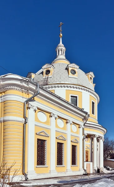 Kerk van de Hemelvaart van Christus op het gebied van de erwt, Moskou, russ — Stockfoto