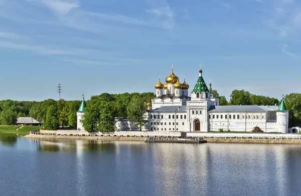 Mosteiro de Ipatiev, Kostroma, Rússia — Fotografia de Stock