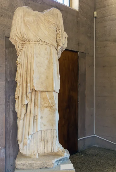 Statua in un museo dell'antica Corinto — Foto Stock