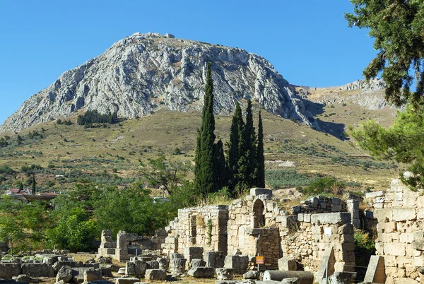요새 Acrocorinth, 그리스의 보기 — 스톡 사진