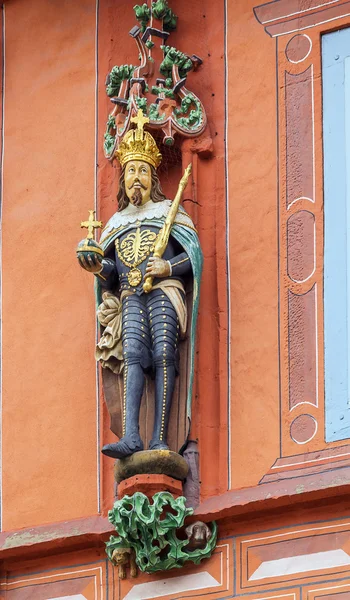 Skulpturerna på fasaden i goslar, Tyskland — Stockfoto