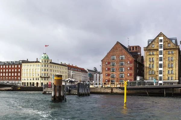 滨水区的通道，哥本哈根 — 图库照片