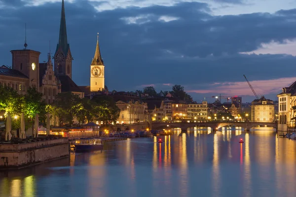 Limmat floden i Zürich — Stockfoto