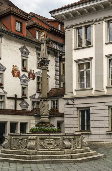 Fontän i Luzern — Stockfoto