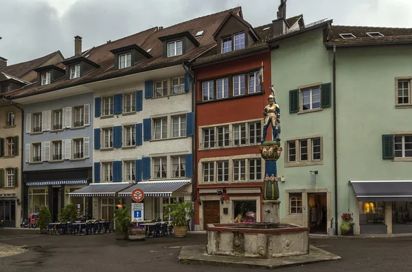 Praça em Lenzburg, Suíça — Fotografia de Stock
