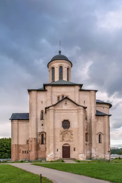 Dziedziniec Klasztoru Świętej Trójcy Smoleńsku Rosja — Zdjęcie stockowe