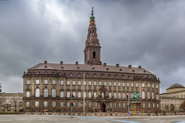 Дворец Кристиансборг Центре Копенгагена Является Резиденцией Датского Парламента Офиса Премьер — стоковое фото