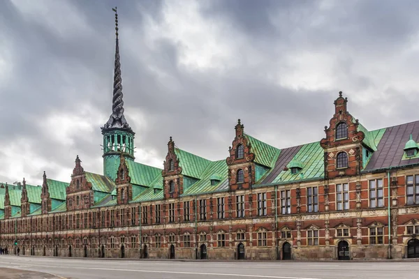 Borsen Edificio Nel Centro Copenaghen Danimarca Costruita Cristiano Nel 1619 — Foto Stock