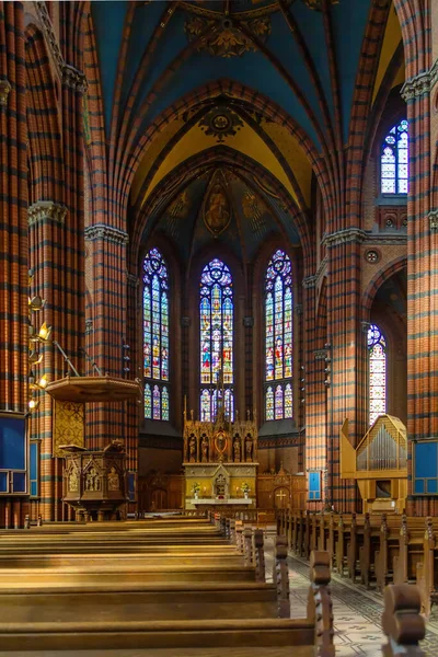 スウェーデンのストックホルムにある聖ヨハネス教会の内部 — ストック写真