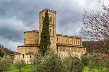 Abbey Sant Antimo Montalcino, Toskana, İtalya'nın İtalya'nın eski bir Benedictine Manastırı olduğunu