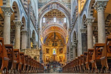 Pisa cathedral mozaik apsis, İtalya ile iç