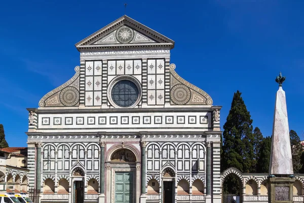 圣玛丽亚诺维拉教堂是意大利佛罗伦萨的一座教堂 — 图库照片