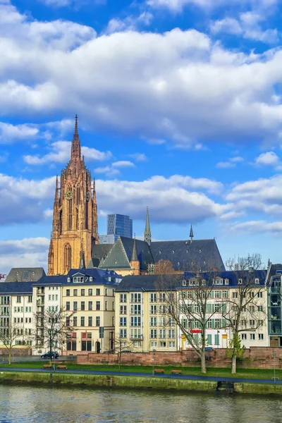 Nézd Frankfurti Katedrálistól Main Folyótól Németország Szentelt Szent Bertalan Stock Kép