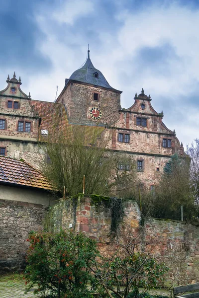 シュリッツの中世のヴォーダーブルク城は1600年頃に建設された ロイヤリティフリーのストック写真