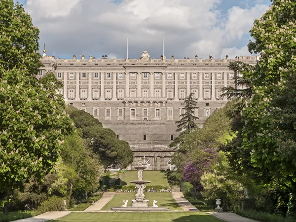 Palacio Real y Jardines del Moro — Stok fotoğraf