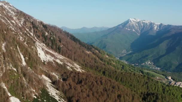 Noordelijke Kaukasus Olympisch Dorp Krasnaya Polyana Bij Zonsopgang Luchtzicht — Stockvideo