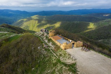 Büyük Kafkas Tepesi. Shahan Dağı. 