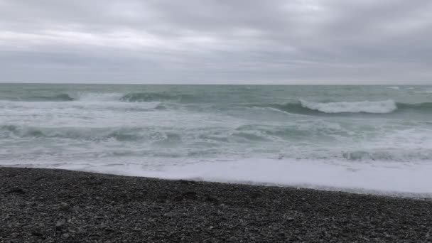 Ακτή Της Μαύρης Θάλασσας Δυνατή Καταιγίδα Μεγάλα Κύματα — Αρχείο Βίντεο