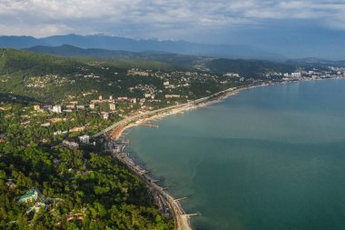 Karadeniz kıyısı, Vidny Burnu. Khosta - Sochi tatil beldesinin bir ilçesi. Hava görünümü.