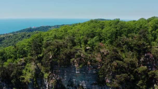 Cáucaso Cume Akhun Agur Desfiladeiro Eagle Rochas Floresta Subtropical Vista — Vídeo de Stock