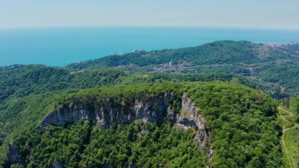 Caucasus Akhun Ridge Agur Gorge Eagle Rocks Subtropical Forest Aerial — Stock Video