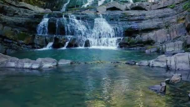 Montagnes Caucase Rivière Dikarka Les Cascades Zmeykovsky Vue Aérienne — Video