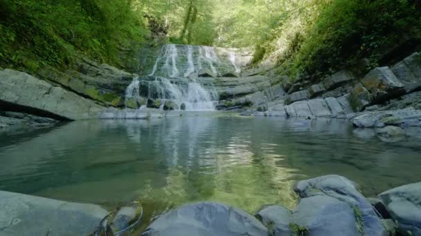 Montañas Del Cáucaso Río Dikarka Las Cascadas Zmeykovsky — Vídeos de Stock