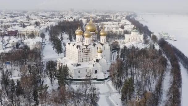 Χρυσό Δαχτυλίδι Της Ρωσίας Αρχαία Πόλη Yaroslavl Καθεδρικός Ναός Κοίμησης — Αρχείο Βίντεο